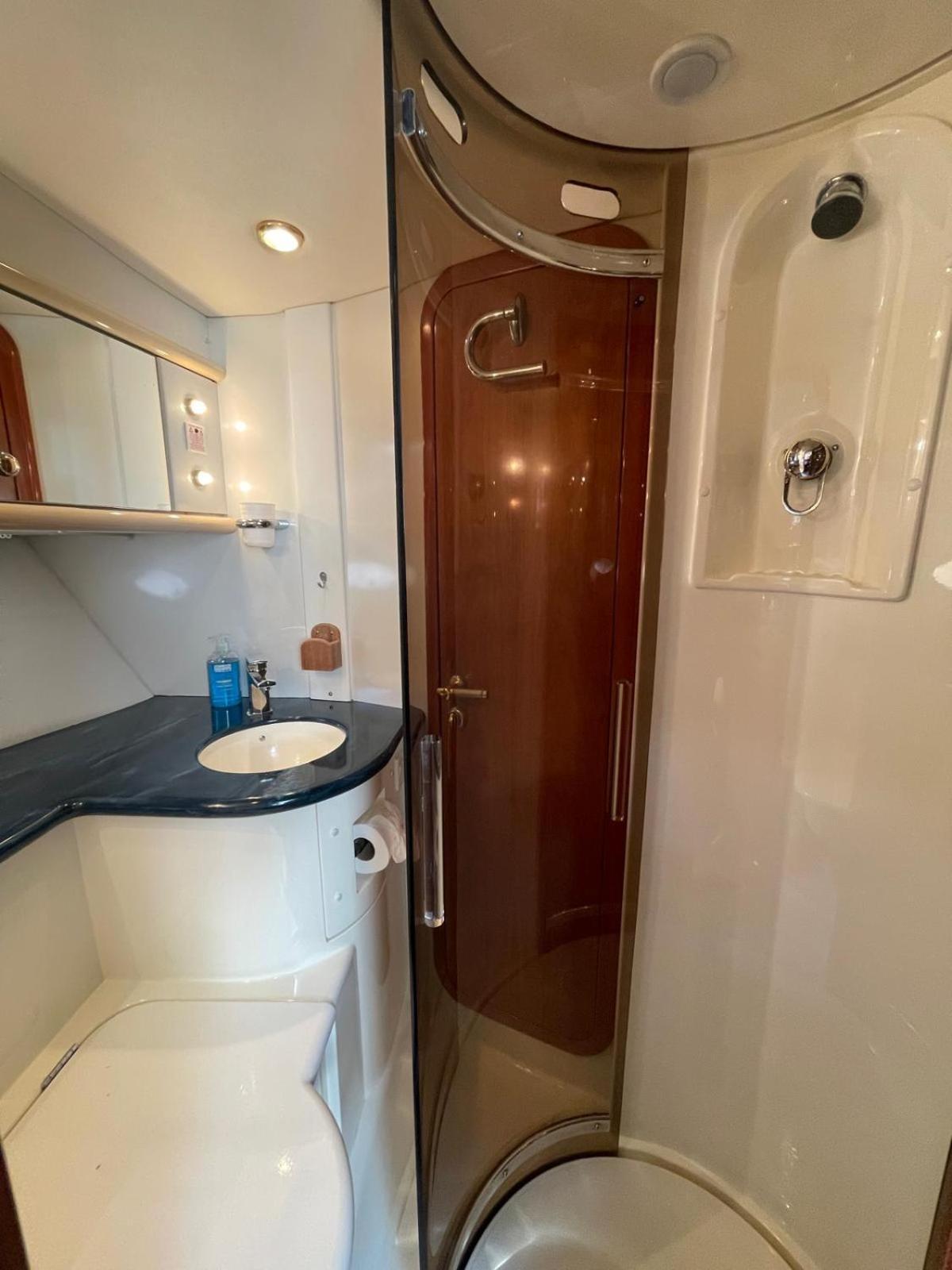 Boat Accommodation Ltd Торкі Екстер'єр фото